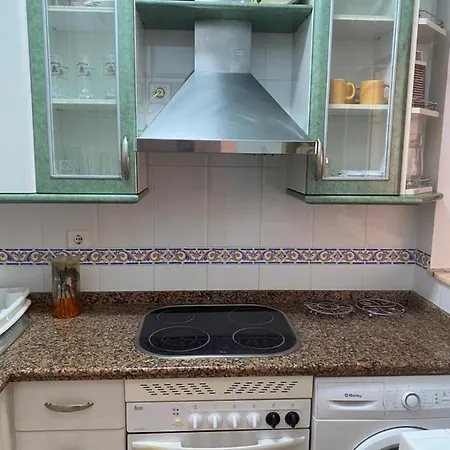 Acogedor Playa Torrecilla נרחה